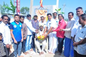 ಮಾನಸ ಶಿಕ್ಷಣ ಸಂಸ್ಥೆಯ ಬಾಬು ಅವರಿಗೆ ದೊಡ್ಡಿಂದುವಾಡಿಯಲ್ಲಿ ಸನ್ಮಾನ ಹಾಗೂ&hellip;